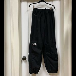 The North Face Gore-Tex women’s pants. Black size L.